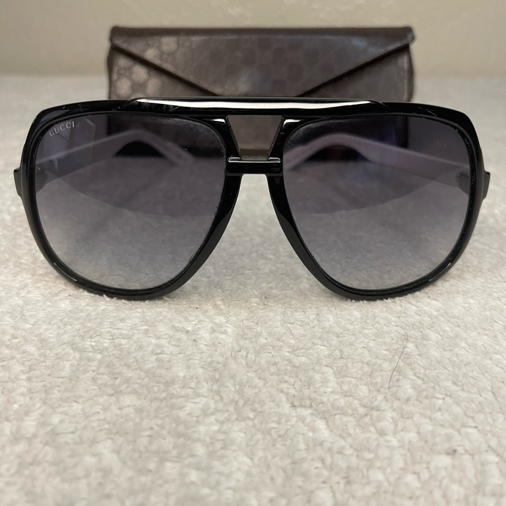 Gucci Black Aviator Sunglasses